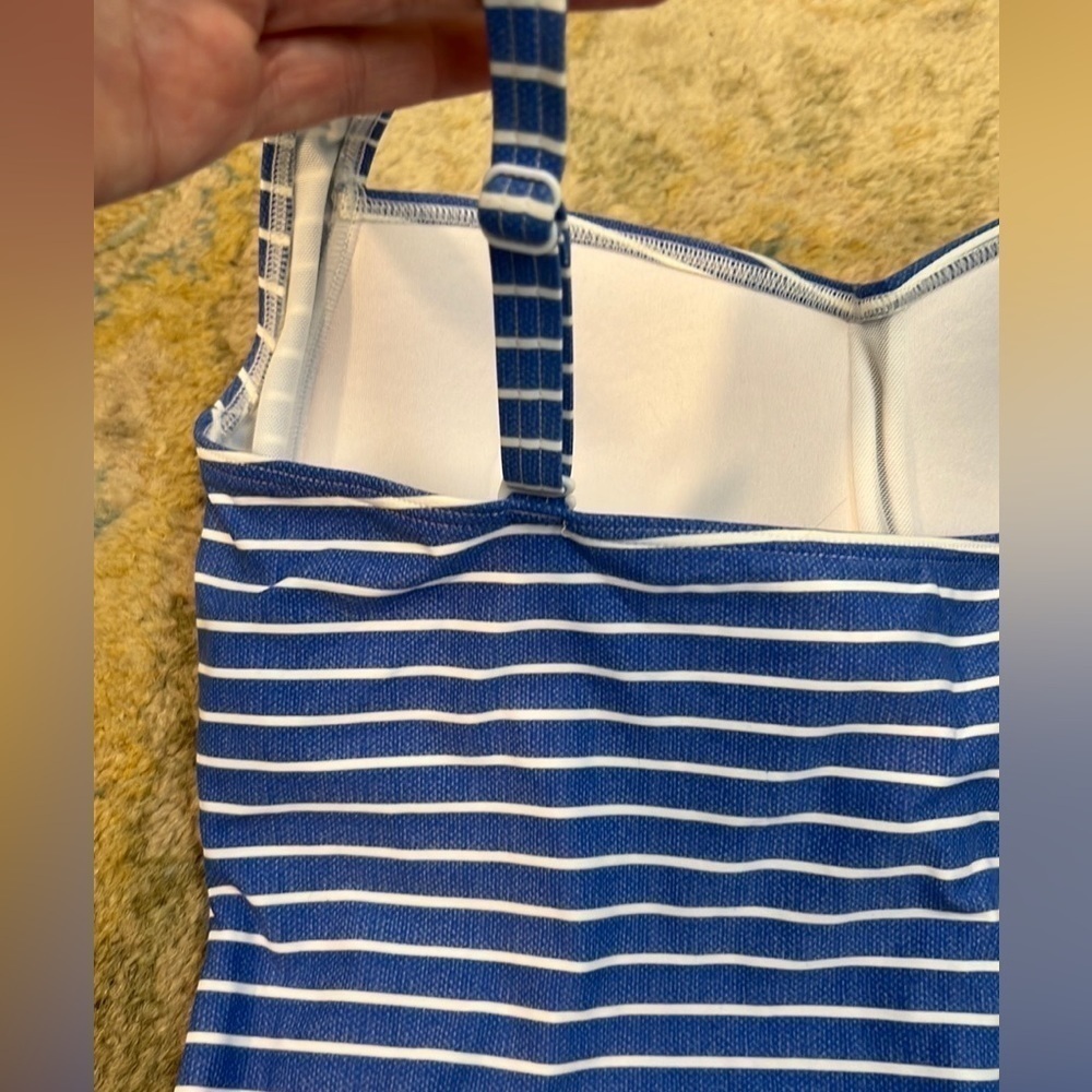 Nip Tuck,Twist Front Multifit One Piece Sorrento … - image 3